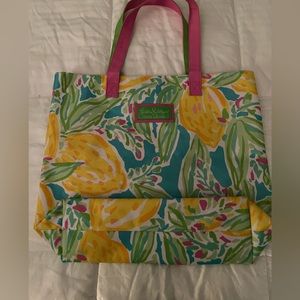 Lilly Pulitzer for Ester Lauder Tote - good condition